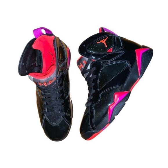 Air Jordan Retro Mid Sneakers